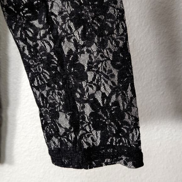Silence + Noise Women’s Blouse Black Lace Dark Romantic Contrast Sleeves Size L - Picture 8 of 11